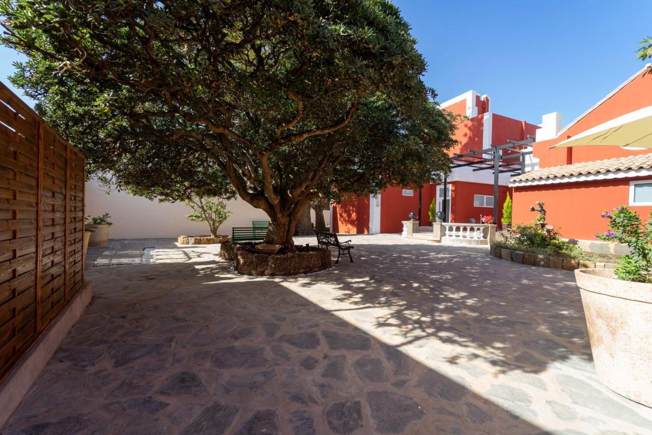 Albor Suites Santa Brigida  Bagian luar foto